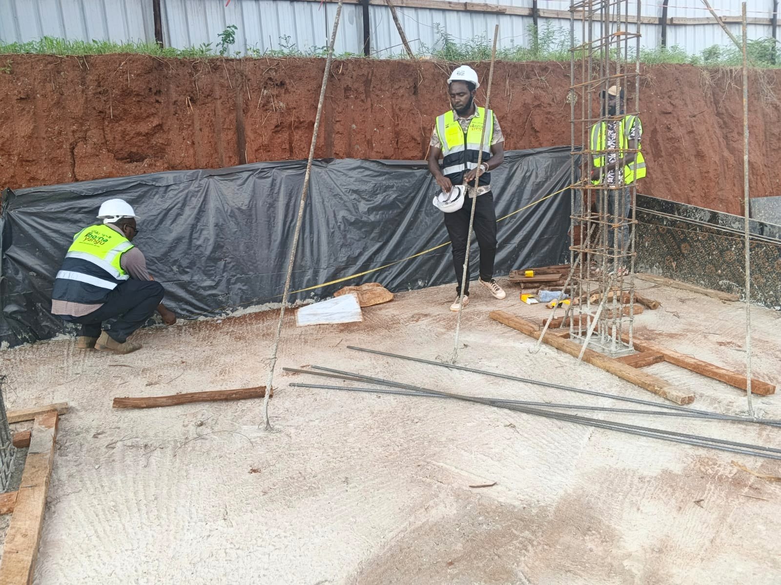 Foundation and site stage documentation